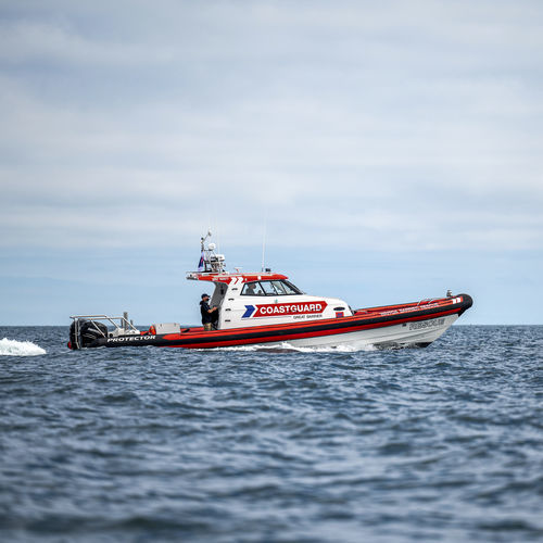 Barco profesional barco de vigilancia - 410 TARGA - Protector - barco de pesca multiusos / fueraborda / con casco rígido