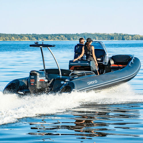 Embarcación neumática fueraborda - G650 - GRAND Inflatable Boats - semirrígida / open / con consola central