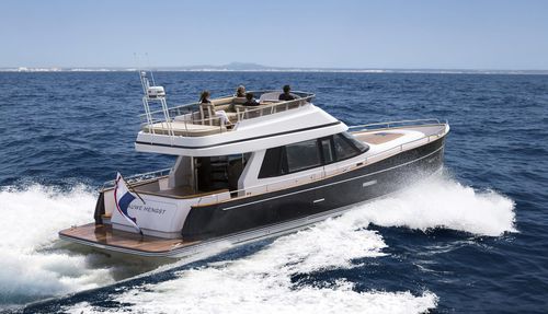 Yate a motor de crucero - 52MC - Contest Yachts - open / con fly / con 3 camarotes