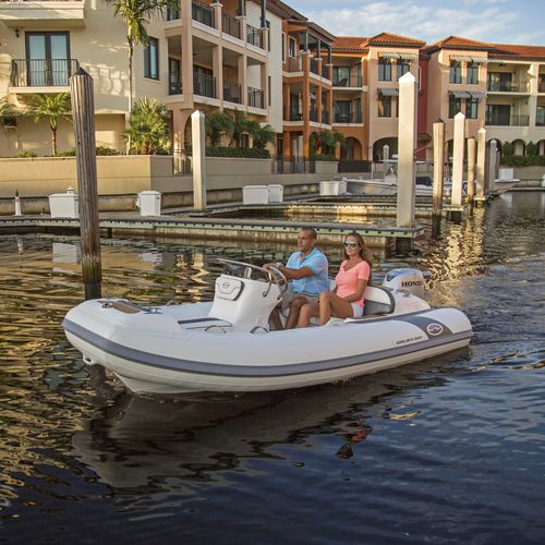 Embarcación neumática fueraborda - Generation 400 DLX - Walker Bay Boats - semirrígida / con consola central / open