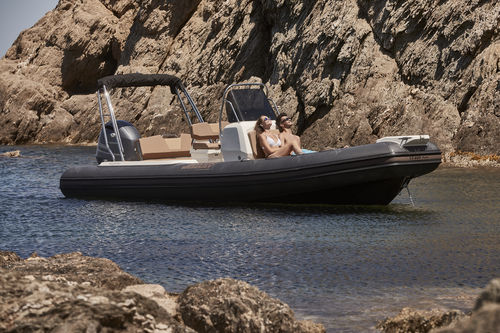Embarcación neumática fueraborda - COASTER 650 PLUS - Joker Boat - RIB / open / con consola central