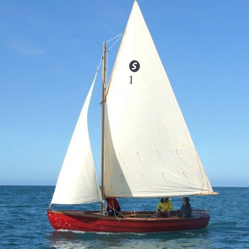 Velero clásico - Stir Ven 19 - Grand Largue - daysailer / con 1 camarote / de madera