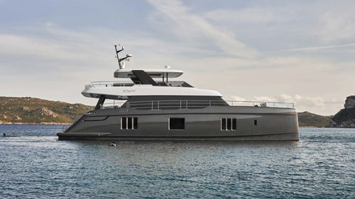 Yate a motor catamarán - 80 SUNREEF POWER MANTA - Sunreef Yachts - de crucero / con fly / con 4 camarotes