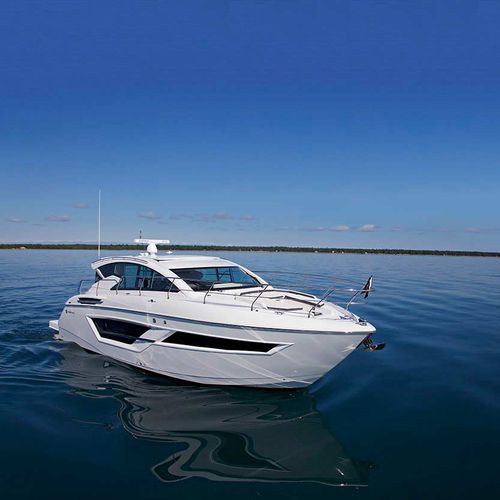 Barco cabinado intraborda - 46 CANTIUS - Cruisers - diésel / con hard-top / de crucero