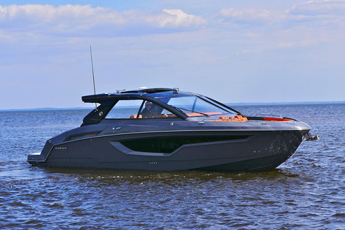 Barco cabinado intraborda - 42 GLS I/O - Cruisers - bimotor / con hard-top / bow-rider