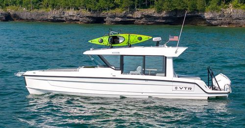 Barco cabinado fueraborda - 38 VTR EC - Cruisers - bimotor / con cockpit cerrado / con solárium