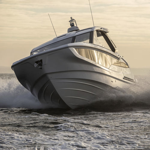 Barco cabinado fueraborda - 325 GTO - Galeon - bimotor / con hard-top / bow-rider