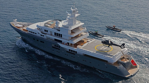 Megayate de crucero - M/Y PLANET NINE - Admiral yachts - explorer / raised pilothouse / con 12 camarotes