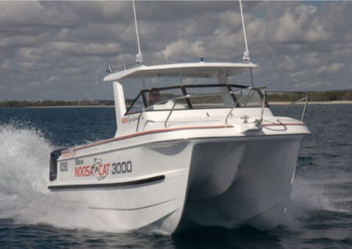 Barco de motor de pesca-paseo catamarán - 3000 - Noosa Cat Australia - fueraborda