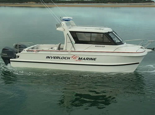 Cabin-cruiser catamarán - 3000 - Noosa Cat Australia - fueraborda / con hard-top / de pesca deportiva