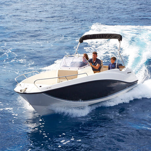 Barco open fueraborda - Activ 555 Open - Quicksilver Boats - con consola central / de pesca deportiva / 6 personas máx.