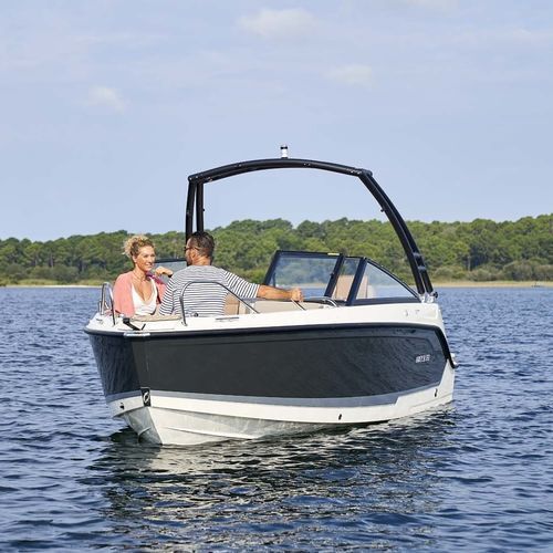 Day-cruiser fueraborda - Activ 605 Bowrider - Quicksilver Boats - open / con doble consola / bow-rider