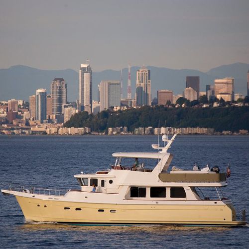 Yate a motor de crucero - Selene 58 - Selene - trawler / con fly / con 3 camarotes