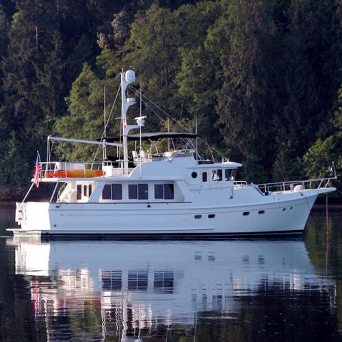 Yate a motor de crucero - Selene 53 - Selene - trawler / con fly / con 3 camarotes
