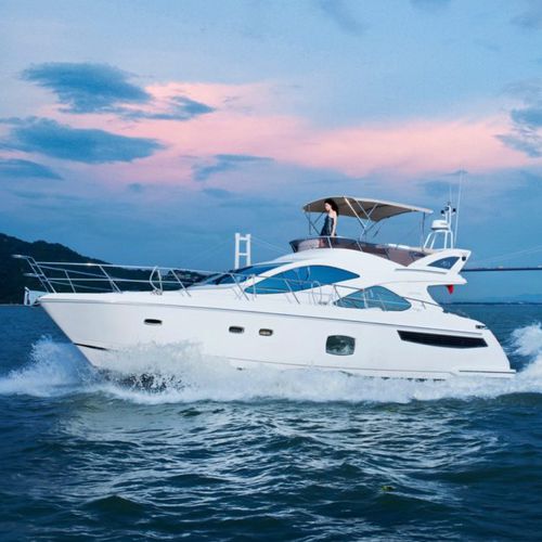 Barco cabinado intraborda - Artemis 43 - Selene - con hard-top / con fly / rápido