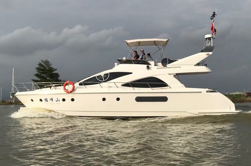 Barco cabinado intraborda - Artemis 48 - Selene - con hard-top / con fly / rápido