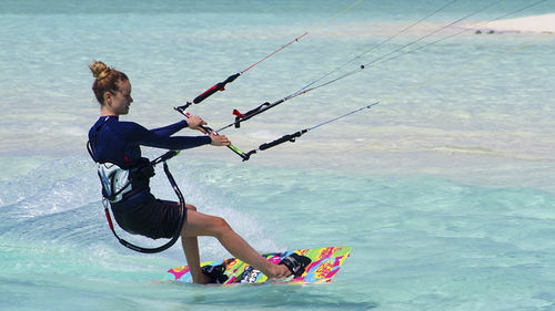 Tabla de kitesurf twin-tip - Chupa - Advance Kites - asimétrica / de freeride