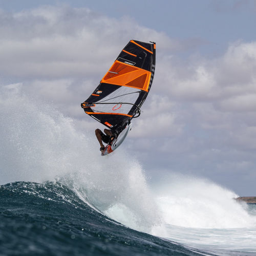 Vela de windsurf de wave - VOGUE Y28 - RRD Roberto Ricci Designs - de salto / 4 sables