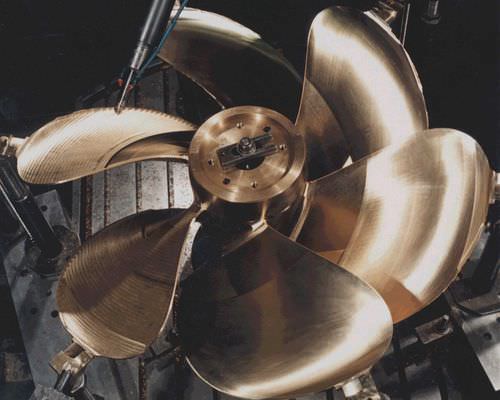 Hélice para yate - Bruntons Propellers - de paso fijo / línea de eje / 6 palas