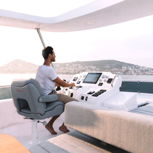 Asiento piloto - P 417 SPORT - Besenzoni SpA - para barco / con reposabrazos / 1 plaza