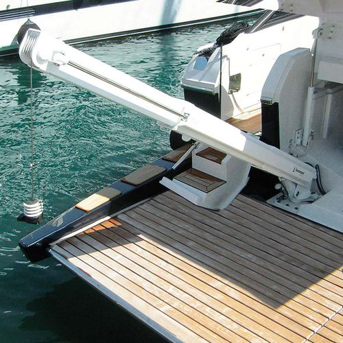 Pescante para yate - G 404 - Besenzoni SpA - hidráulico / telescópico / de acero inoxidable