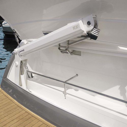 Grúa para yate - G 407 - Besenzoni SpA - de mástil / telescópica / hidráulica