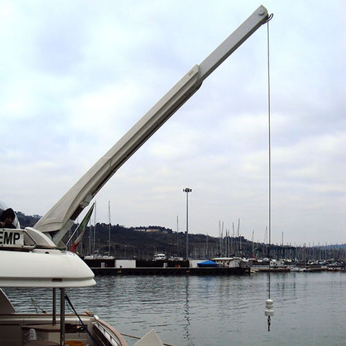 Pescante para yate - G 428  - Besenzoni SpA - hidráulico / pivotante / telescópico