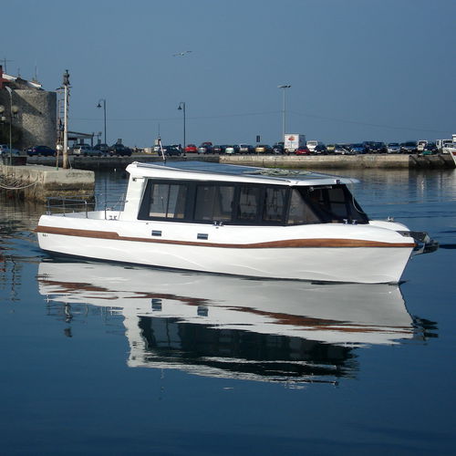 Barco profesional barco de pasajeros - AQUABUS 1050T - Grove Boats - intraborda / electrosolar / remolcable