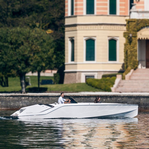 Runabout fueraborda - 740 Mirage Air - FRAUSCHER BOOTSWERFT - eléctrico / open / con consola central