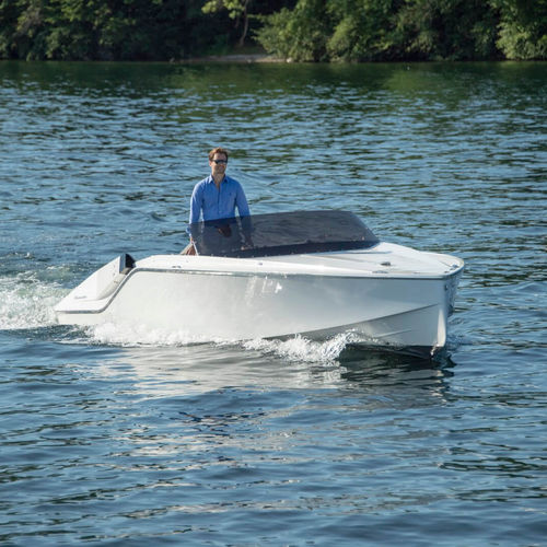 Runabout intraborda - 740 Mirage - FRAUSCHER BOOTSWERFT - eléctrico / con doble consola / bow-rider