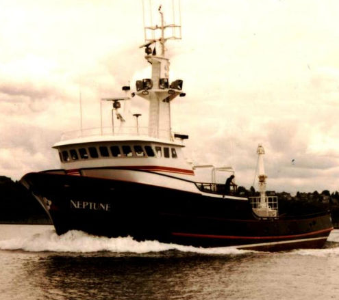 Buque de pesca profesional palangrero - S-42 F/V NEPTUNE - Nichols