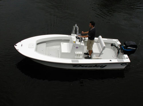 Barco open fueraborda - 17 - Dusky Marine - de pesca deportiva