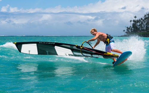 Vela de windsurf de freeride - SL - Naish Windsurfing - de slalom / de velocidad / 7 sables