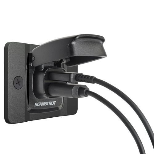 Puerto USB para barco - SC-USB-F2 - Scanstrut - resistente al agua
