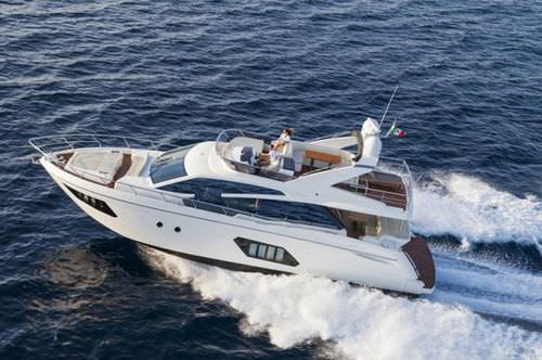 Yate a motor de crucero - 60 FLY - Absolute Yachts - con fly / POD IPS / con 3 camarotes