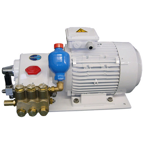 Desalinizador para barco - D300 - Dessalator - de ósmosis inversa / 380 V / compacto