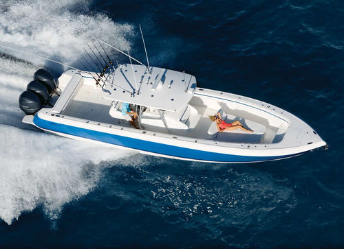 Barco open fueraborda - 400 CC - Intrepid - trimotor / escalonado / de pesca deportiva