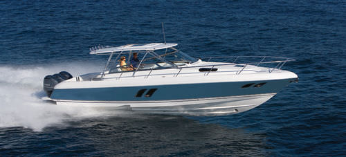 Barco cabinado fueraborda - 430 SPORT YACHT - Intrepid - trimotor / de pesca deportiva