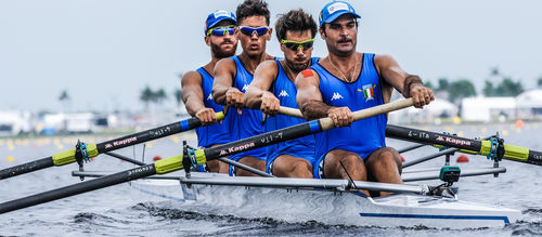 Bote de remo de regata - F40 - Filippi - de competición / cuatro scull