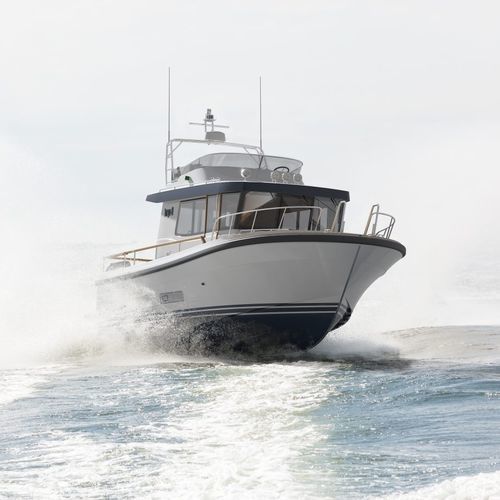 Barco cabinado intraborda - 41 - Targa - bimotor / con fly / de pesca deportiva