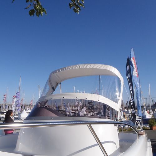 Descapotable para barco de motor - SIMPLE SPRAYHOOD - NVequipment - para caseta del timón / con estructura de acero inoxidable