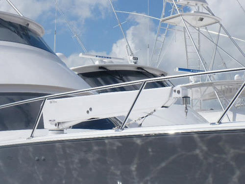 Pescante para yate - HMC SERIES - Nautical Structures - hidráulico / telescópico / pivotante
