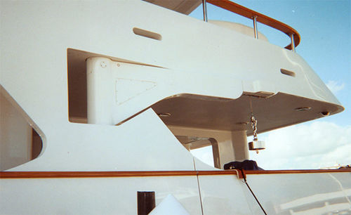 Pescante para barco - KING POST - Nautical Structures - hidráulico / telescópico / pivotante