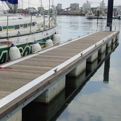 Flotador para pantalán - Walcon Marine - de hormigón