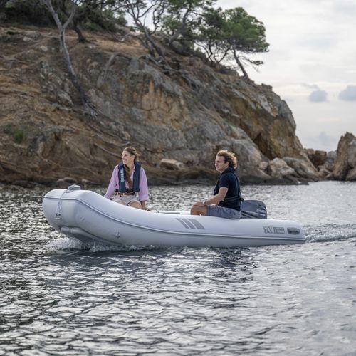 Embarcación neumática fueraborda - YAM series - Yamaha Motor Europe - Marine - rápida / de pesca / 3 personas máx.