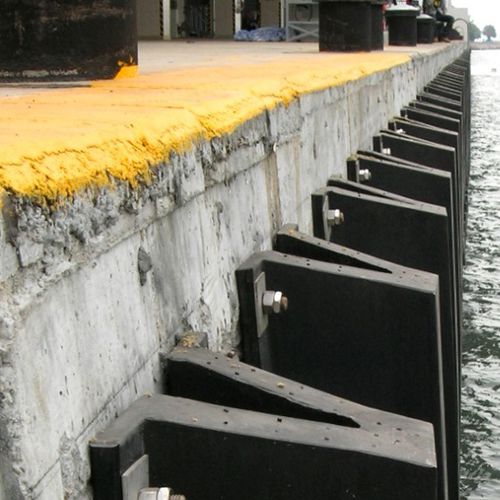 Defensa para puerto - SANP series - Trelleborg Marine and Infrastructure - de muelle / de esquina / en forma de arco