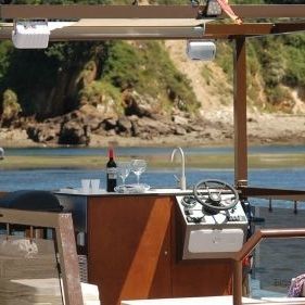 Barco pontón fueraborda - M600 - MOGGARO ALUMINIUM YACHTS - eléctrico / de aluminio / 12 personas máx.