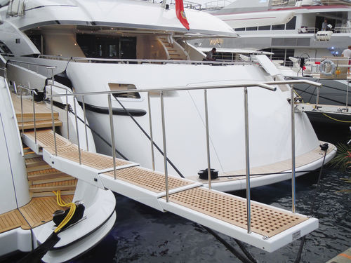 Pasarela para yate - SEAWALK SW3 - Hydromar Marine Equipment bv - telescópica / pivotante / abatible