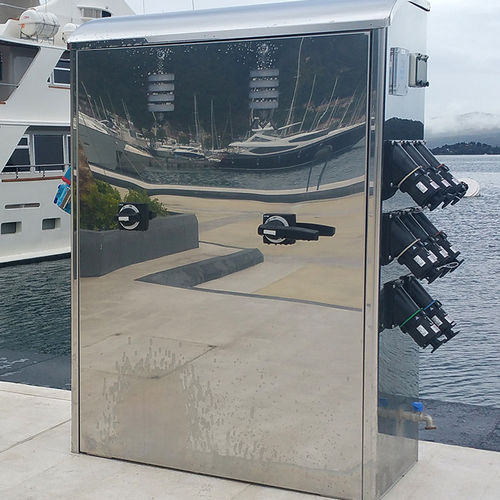 Torreta con iluminación integrada - S1000-XXXL - Plus Marine - de suministro eléctrico / de suministro de agua / para pantalán