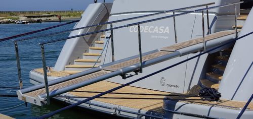 Pasarela de yate - MIZAR - Sanguineti Chiavari produzione articoli nautici s. - telescópica / hidráulica / motorizada